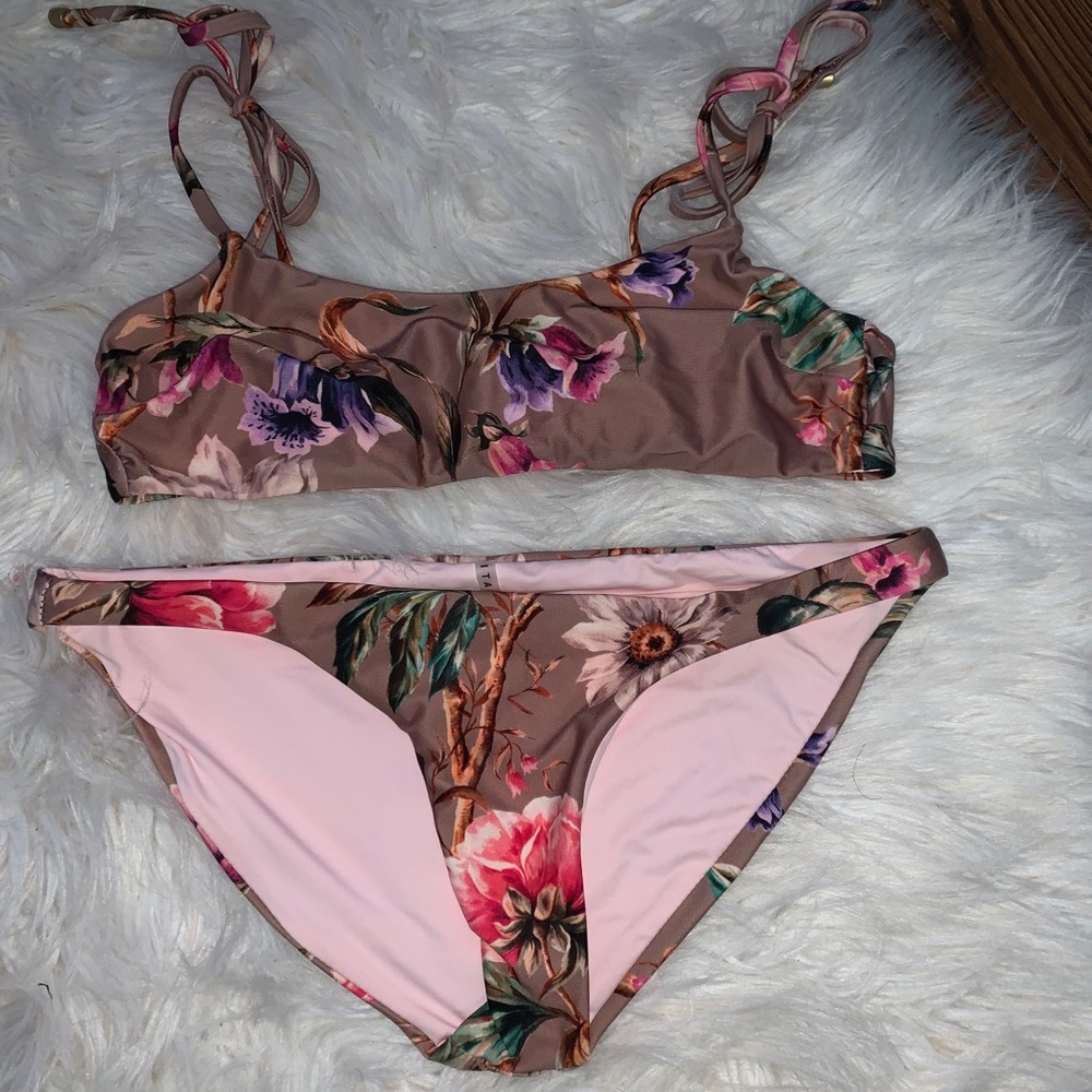 Vitamin A swim floral bikini set